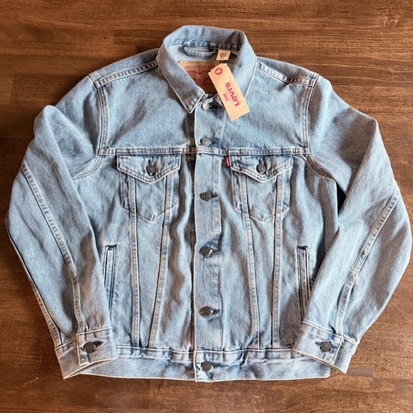Levi's Jackets & Blazers - Levis Trucker Jacket Light Wash Denim Button Front Jean Jacket Womens Small NEW